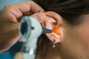 https://clinicahispanafamiliarrosenbergtexas.com/wp-content/uploads/2024/04/Ear-Wax-Removal-min.png.webp